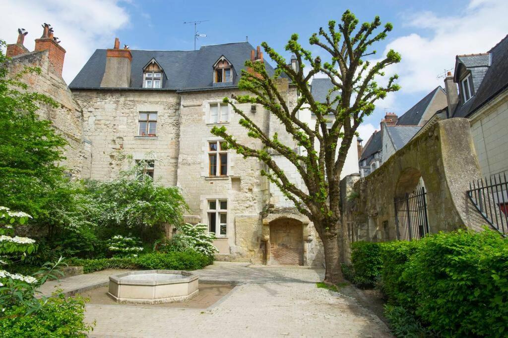 Appartement De Caractere Au Coeur Du Vieux Tours Exteriör bild